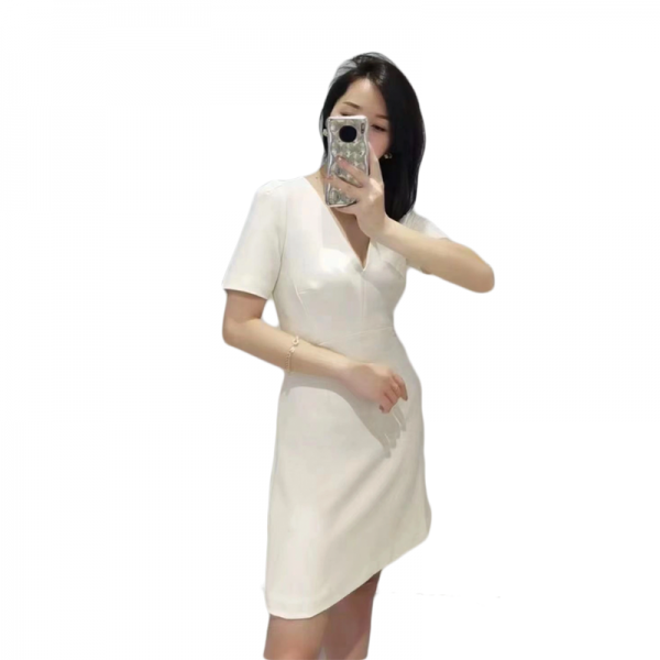 White short sleeved dress